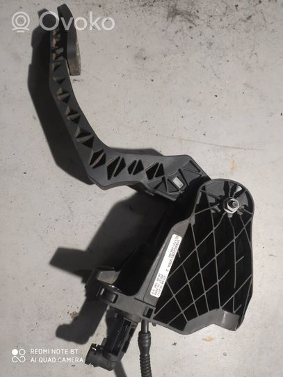 Volkswagen PASSAT CC Clutch pedal 3C1721059AM