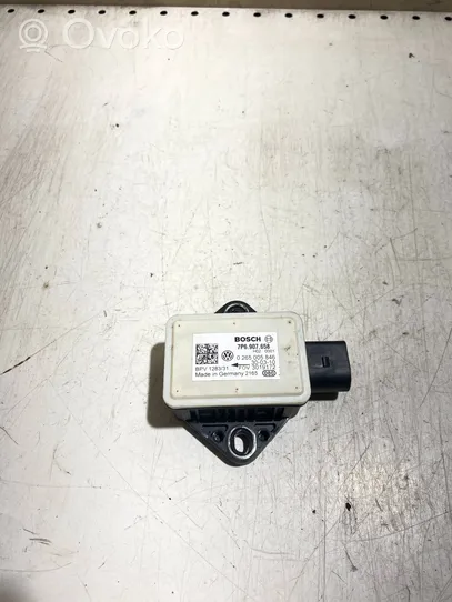 Volkswagen Touareg II ESP acceleration yaw rate sensor 7P6907658