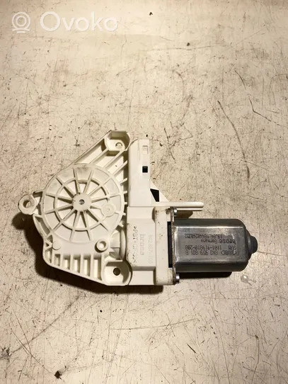 Volkswagen Touareg II Front door window regulator motor 8K0959801B