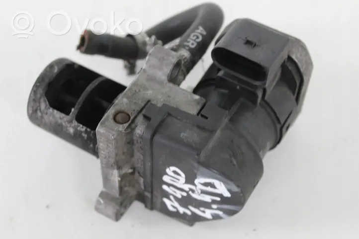 BMW 7 E65 E66 Thermostat EGR 