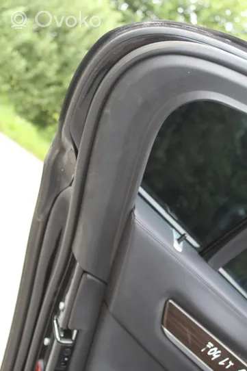 BMW 7 F01 F02 F03 F04 Slankiojančių durų sandarinimo guma (ant kėbulo) 