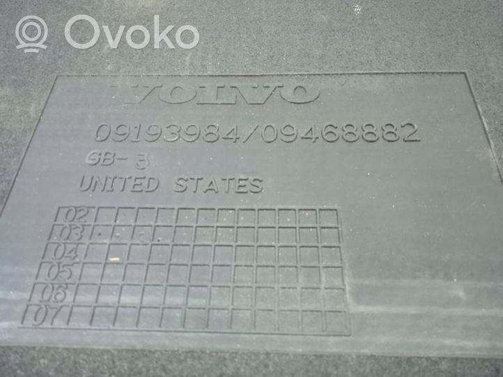 Volvo XC70 Bagažinės grindys 09193984