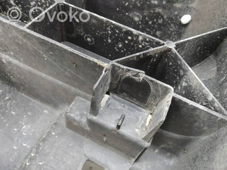 Toyota Proace Jäähdyttimen jäähdytinpuhallin 1440107980