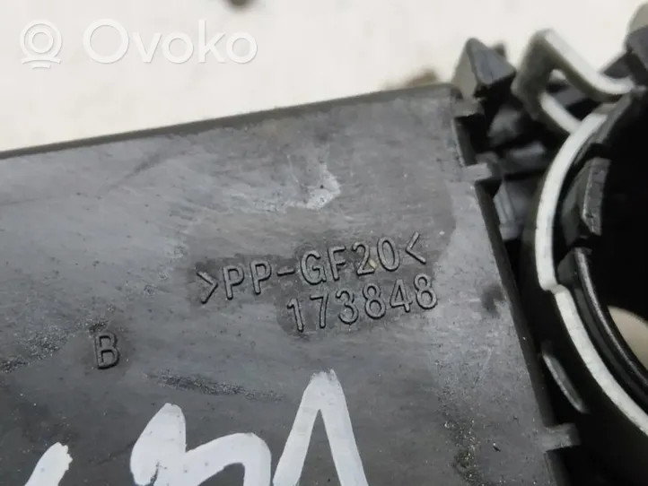 Toyota Aygo AB10 Manetka / Przełącznik kierunkowskazów wycieraczek 17F001