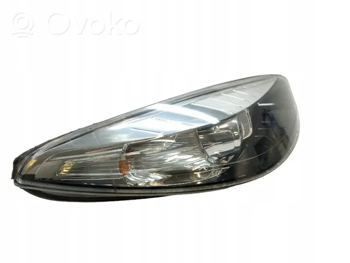 Renault Fluence Lampa przednia 260101331R