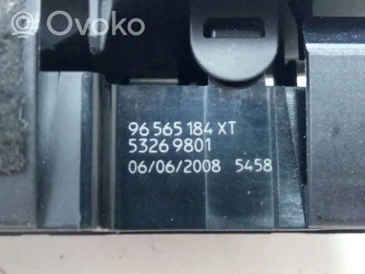 Citroen C5 Przełącznik / Przycisk otwierania szyb 96599975XT