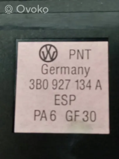 Volkswagen PASSAT B5 Inne przełączniki i przyciski 3B0953235D