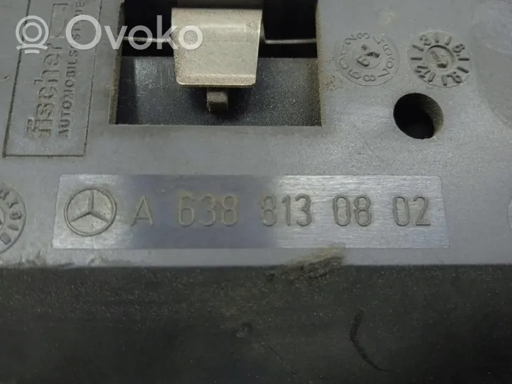 Mercedes-Benz Vito Viano W638 Uchwyt na kubek deski rozdzielczej A6388130802