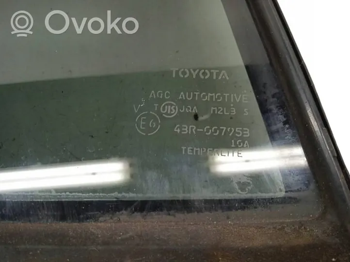 Toyota RAV 4 (XA30) Vitre de fenêtre porte avant (4 portes) AGC