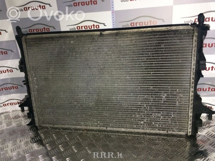 Renault Laguna II Radiateur de refroidissement 8200008765A