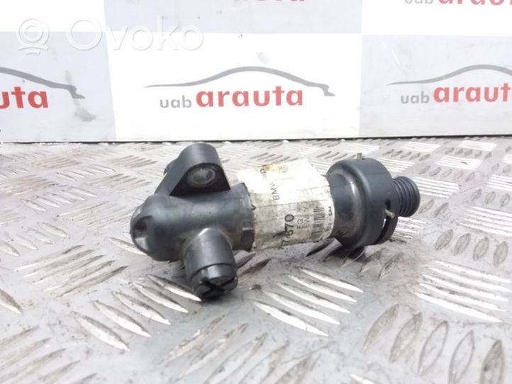 BMW 5 E60 E61 EGR thermostat 