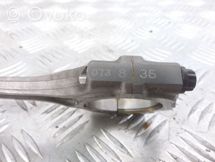 Toyota Verso Piston avec bielle 073835