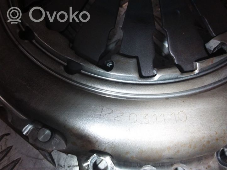 Opel Corsa C Pressure plate 122031110