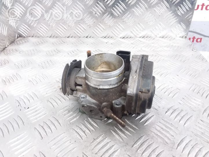 Volkswagen Bora Zawór przepustnicy 06A133064H