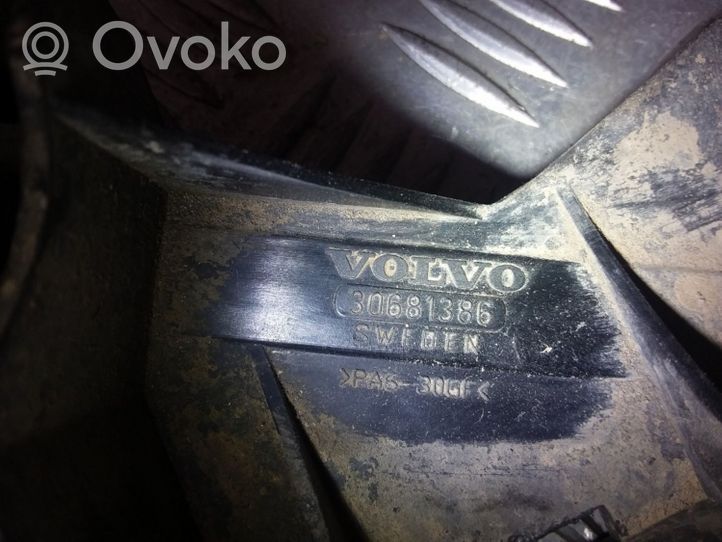 Volvo S40 Supporto del cavo della leva del cambio 30681386