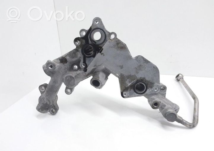 Toyota RAV 4 (XA40) Supporto di montaggio del filtro dell’olio 130410