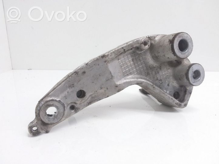 Honda CR-V Gearbox mounting bracket 55SMJ