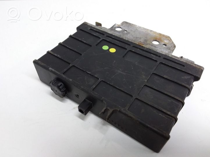 Volkswagen Golf III Module de contrôle de boîte de vitesses ECU 096927731