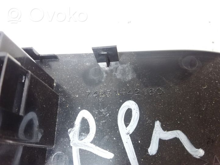Toyota RAV 4 (XA40) Etuoven ikkunan kytkimen kehys 7423142180