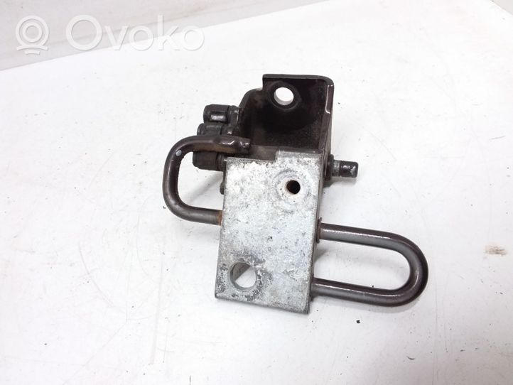 Audi A6 Allroad C6 Front door lower hinge 8E0831411E