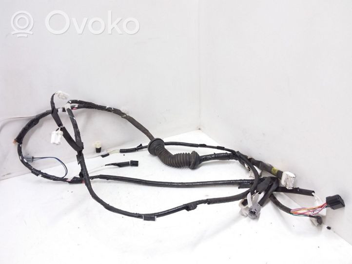Toyota RAV 4 (XA30) Faisceau de câbles hayon de coffre 