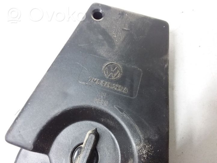 Seat Alhambra (Mk1) Element lampy tylnej 7M0945257A