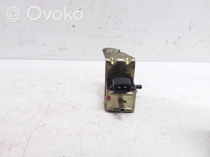 Audi A6 S6 C4 4A Vacuum valve 437906283A