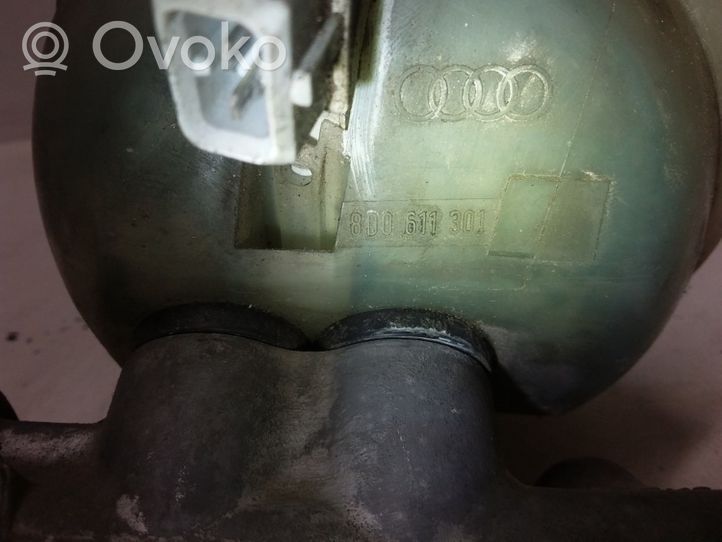 Audi 100 S4 C4 Główny cylinder hamulca 8D0611301