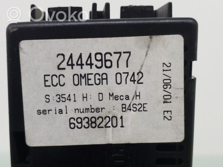 Opel Omega B2 Unité de contrôle climatique 24449468