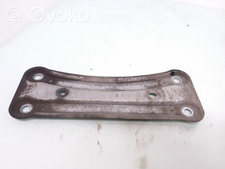 Volvo S60 Staffa/supporto di montaggio della marmitta 