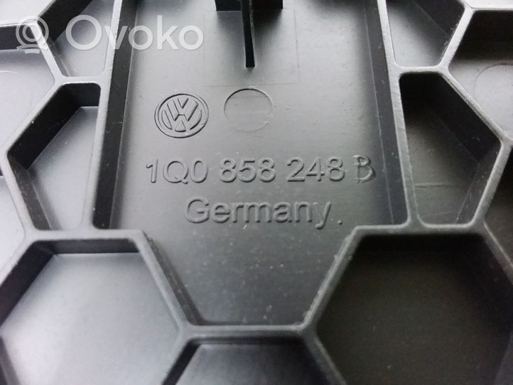 Volkswagen Eos Garniture d'extrémité latérale du tableau de bord 1Q0858248B
