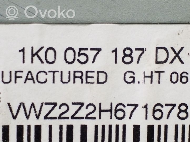 Volkswagen PASSAT B6 Radio/CD/DVD/GPS-pääyksikkö 1K0057187DX