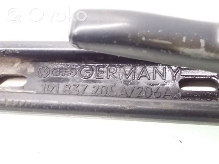 Volkswagen Golf II Klamka zewnętrzna drzwi przednich 191837205A