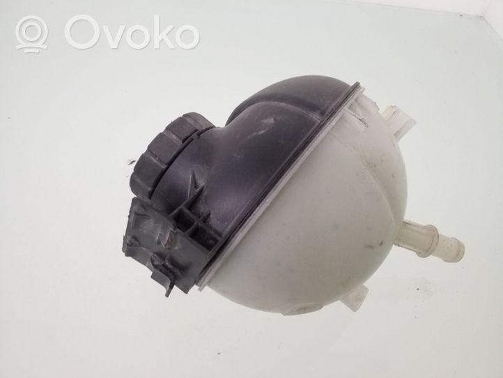 Mercedes-Benz C W204 Coolant expansion tank/reservoir A2045000549