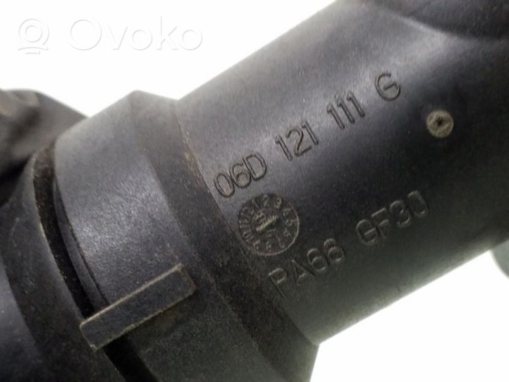 Audi A4 S4 B7 8E 8H Termostato/alloggiamento del termostato 06D121111G