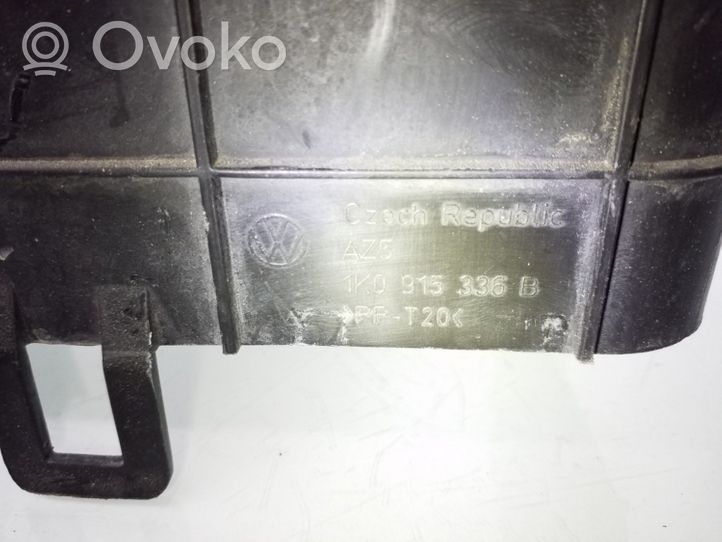 Volkswagen PASSAT B6 Osłona termiczna akumulatora 1K0915336B
