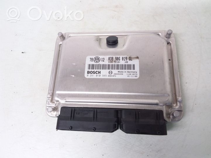 Volkswagen PASSAT B5.5 Engine control unit/module 038906019GL