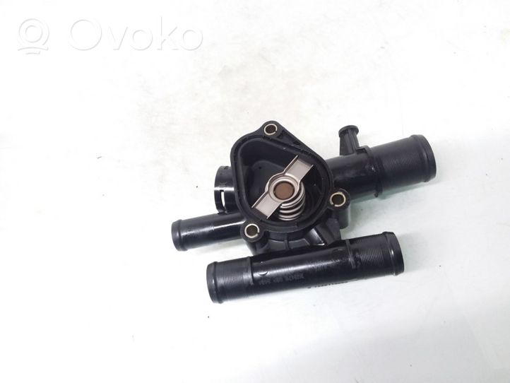 Renault Megane II Termostat / Obudowa termostatu 8200112054B