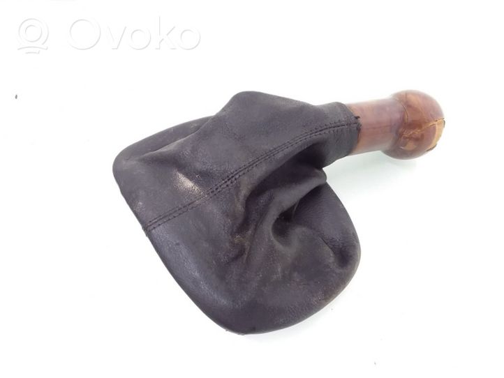 Volkswagen Bora Gear lever shifter trim leather/knob 