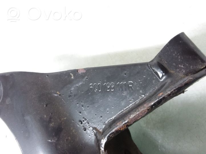 Volkswagen Polo IV 9N3 Supporto di montaggio scatola del cambio 6Q0199111R