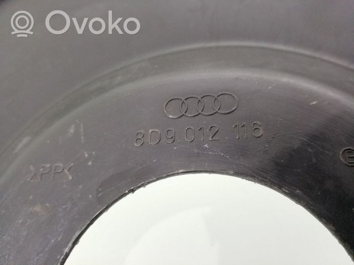 Audi A6 S6 C5 4B Vararenkaan osion verhoilu 8D9012116