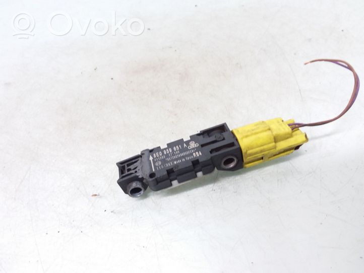 Audi A3 S3 A3 Sportback 8P Sensor impacto/accidente para activar Airbag 8E0959651A