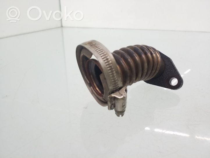 Volvo S60 Tuyau de raccordement solide EGR 