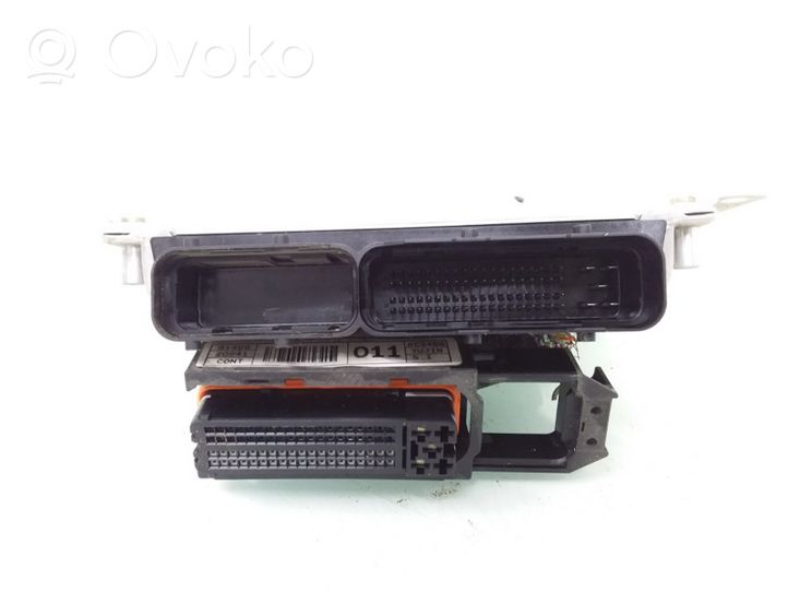 Hyundai Elantra Calculateur moteur ECU 3910926760