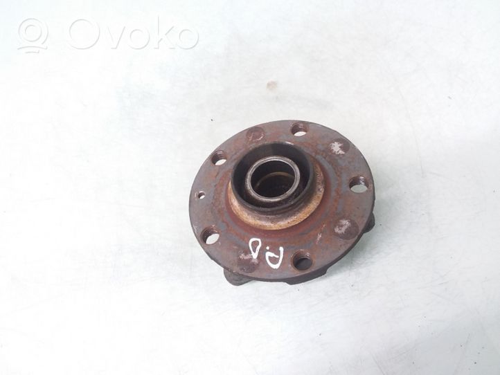 Audi A4 S4 B7 8E 8H Mozzo ruota anteriore 