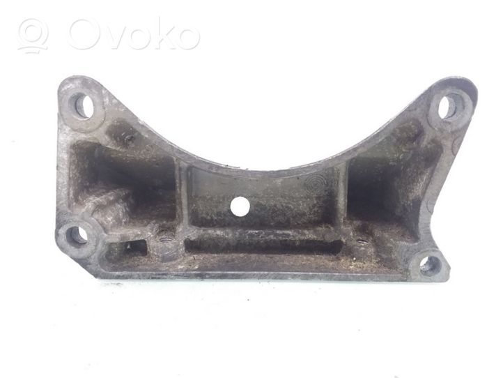 Mercedes-Benz E W211 Supporto di montaggio scatola del cambio A1402421340