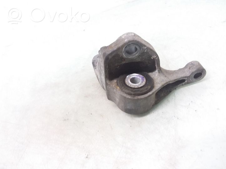 Volvo V50 Soporte de montaje de la caja de cambios 3M516P093