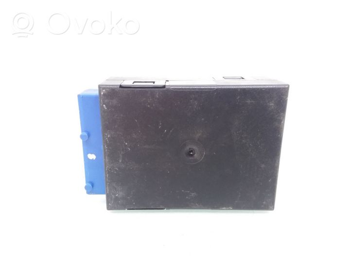 BMW 5 E34 Window wiper relay 8359031