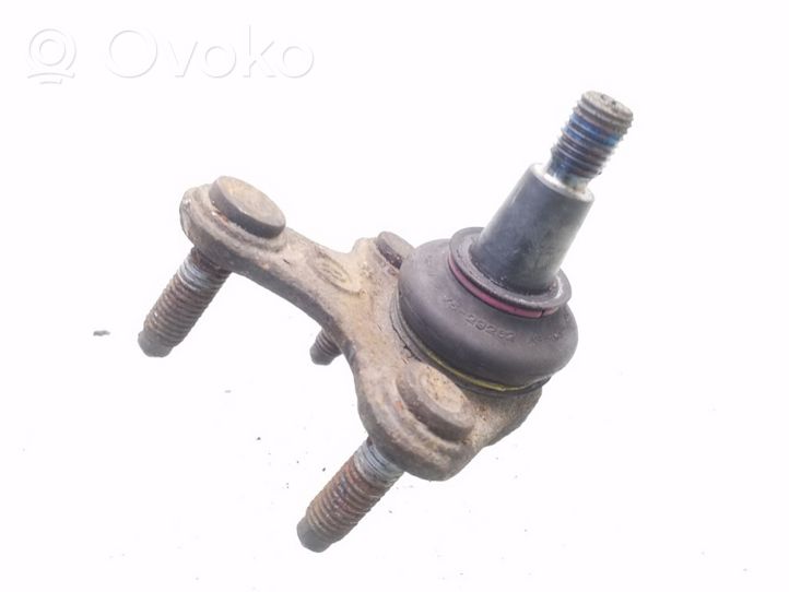 Volkswagen PASSAT B7 Snodo sferico anteriore 3C0366