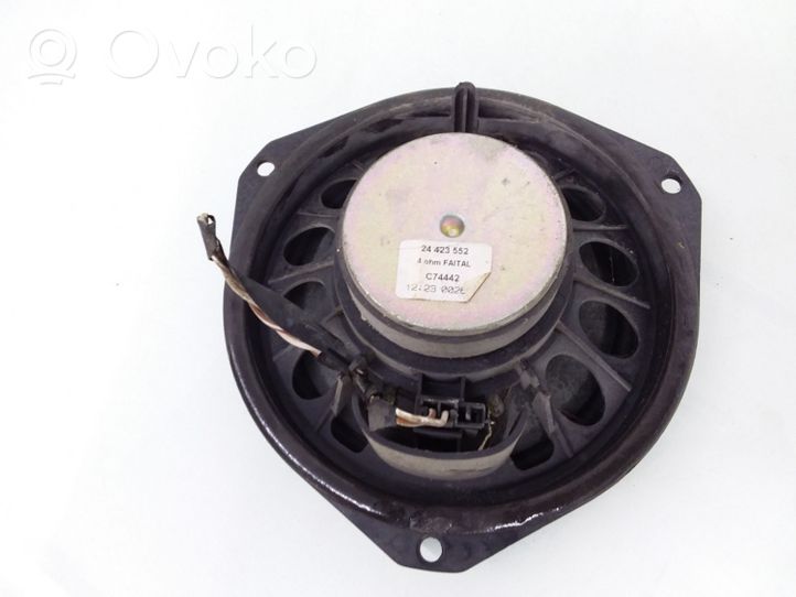 Opel Vectra C Enceinte de porte arrière 24423552